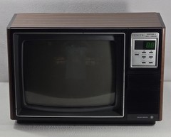 VTG Zenith SB1327W 13″ Color CRT TV System 3 Space Command Woodgrain Retro Gamin