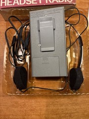 Vtg. GE Portable AM/FM Stereo Radio (7-1600) Headphones, Tested , With Box