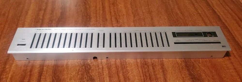 Realistic Equalizer 31-2010 Face Panel.