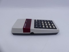 vintage electronic pocket calculator Unico R-846 made in Singapore 1976