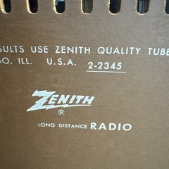 Zenith Long Distance Radio Model 2-2345 AM/FM Radio: Powers ON