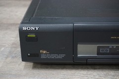 Sony SLV-975HF 4-Head HiFi Stereo Digital VCR VHS Cassette Player/Recorder (904