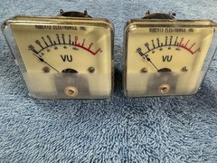 2 Roberts Light up 990 Akai M-7 reel reel tape recorder VU meters M-8 M-7 720