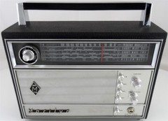 Marilyn AM/FM – Short Wave/Medium Wave Portable Radio for Parts or Repair