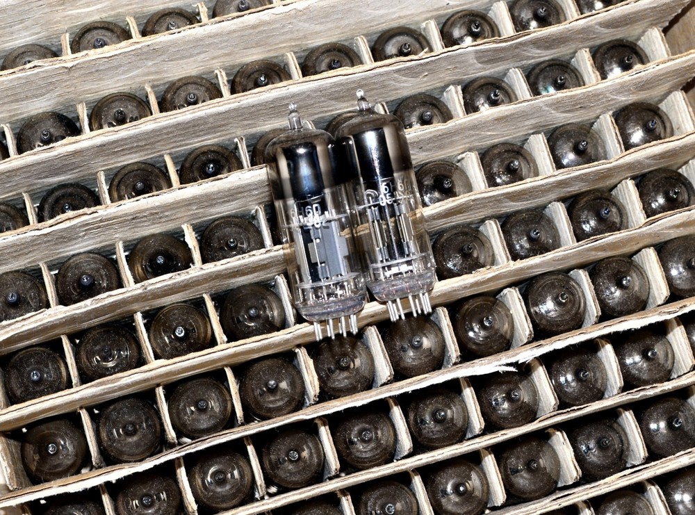 50pcs 6N6P = ECC99, E182CC Double Triode Tube NEVZ GOLD GRID Soviet 1980’s NEW