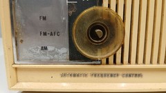 Zenith High Fidelity Automatic Frequency Control AM/FM Tube Radio: Powers ON