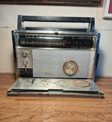 ~Untested Zenith Royal 3000-1 Trans-Oceanic FM-AM Multiband Radio~