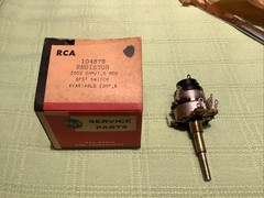 RCA OEM Part 104878 Dual Potentiometers 3000 Ohms / 1 Megohm Push In Out Switch