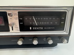 Vintage Zenith H472W Solid State Circle of Sound AM FM Alarm Clock Radio WORKS!