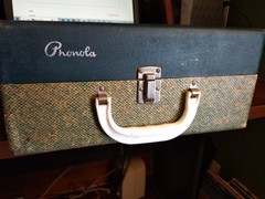 Green Phonola Model 156 Portable Record Player w/Built-In Speaker~Waters Conley