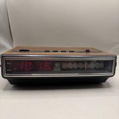 Vtg 1970s GE Digital Clock Radio AM FM Woodgrain Model 7-4625C Tested- Works