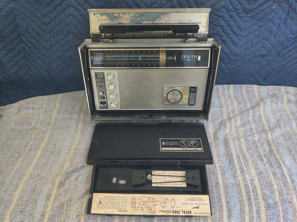 Zenith Sold State Trans-Oceanic Royal 7000