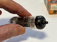 RCA 10GV8 / LCL85 Vacuum Tube Tests Good