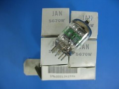 (1) Electron Tube GE JAN 5670w Twin Triode Vacuum tubes. NOS
