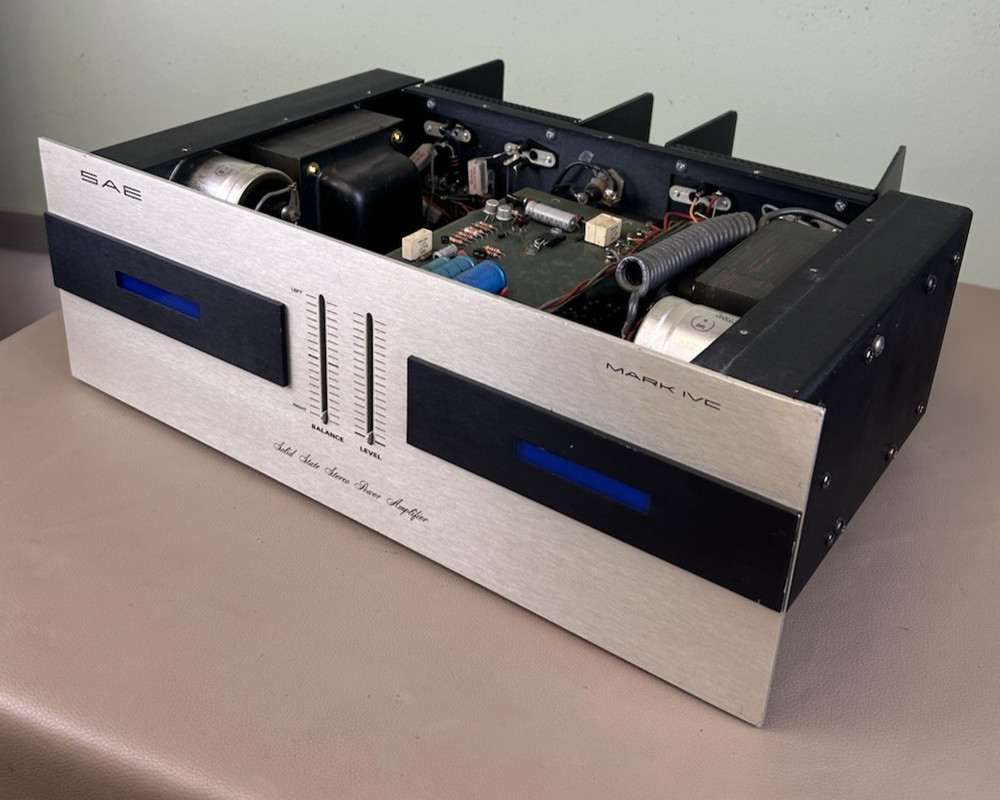SAE MARK FOUR C STEREO AMPLIFIER PART UNIT