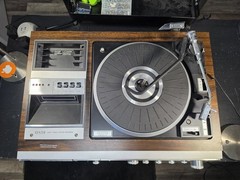 Vintage Zenith System IS-4180 Stereo Turntable + Zenith Allegro 300 Speakers!