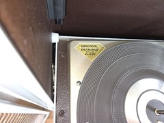 Vintage Zenith Model X562 Portable Record Player w/ Detachable Speakers ca 1967