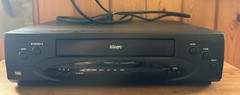 Zenith Allegro ALGC201 VHS Video Player Recorder Cassette. NO Remote Control