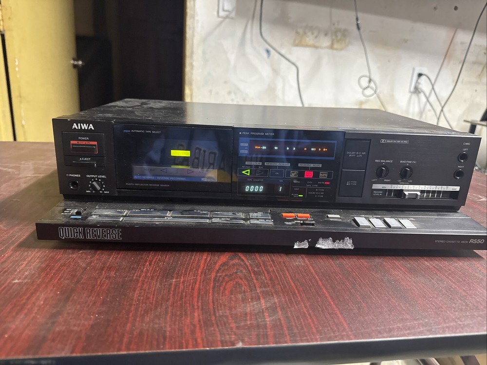 (1985) Aiwa F350 (AD-F350) Stereo (2 Head) Compact Cassette Tape Deck w/ DX Head