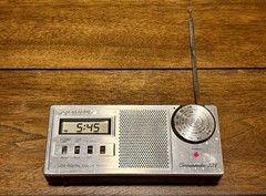 Vintage RadioShack Realistic Chronomatic 228 LCD Digital Clock Radio READ NOTES