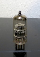 RARE Amperex PQ 6922/E88CC Gold Pins tube 1960s – USA – Test NOS