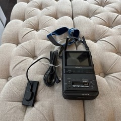 Sony GV-500 8mm Hi8 Stereo HiFi VCR Video Walkman’s See Description