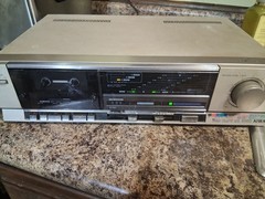 Vintage AIWA 3150 Stereo Cassette Tape Deck Powers and Lights up UNTESTED