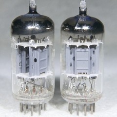 Matched Pair Amperex Bugle Boy 7316/ECC186 O-Getter Holland 1959 Very Strong