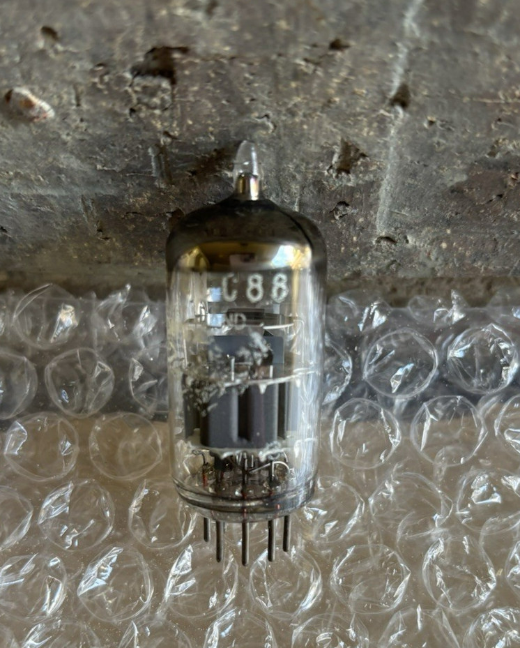 1 AMPEREX Bugle Boy (ECC88 / 6DJ8) Vacuum Tube Tested