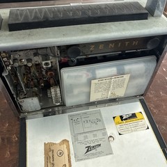 Zenith Trans-Oceanic Royal 1000