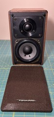 SINGLE Vintage Realistic Minimus-7W Walnut Speaker (40 Watt @ 8Ohms) 40-2039B