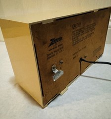 Vintage Zenith Solid State Long Distance AM/FM Radio Model A-410-W – Works!