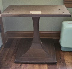 MCM Space Age Pedestal Zenith Television Stand GUSDOLF Model 6736 See Model #’s