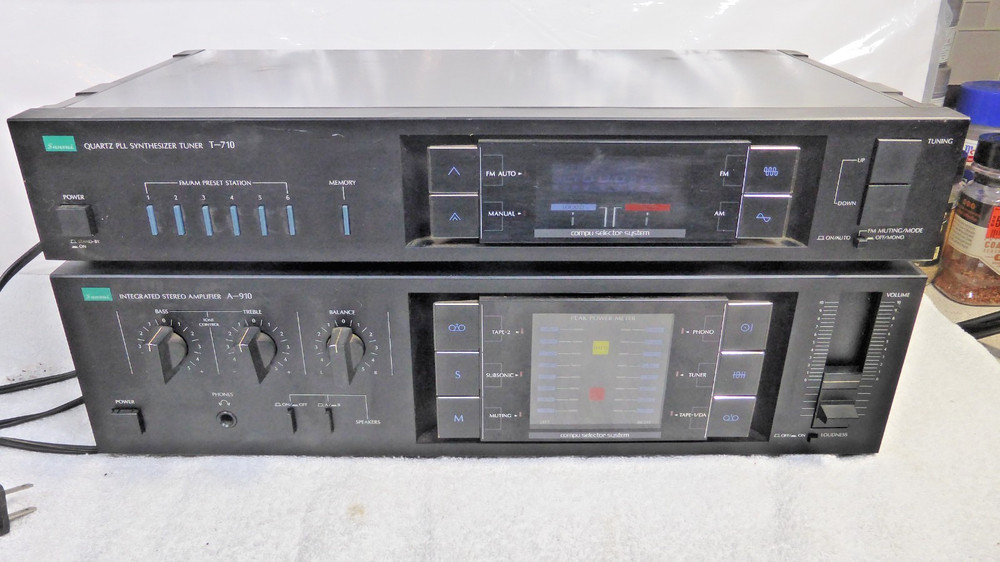 Sansui Integrated Stereo Amplifier A-910 and T-710 Tuner (For Parts Not Working)
