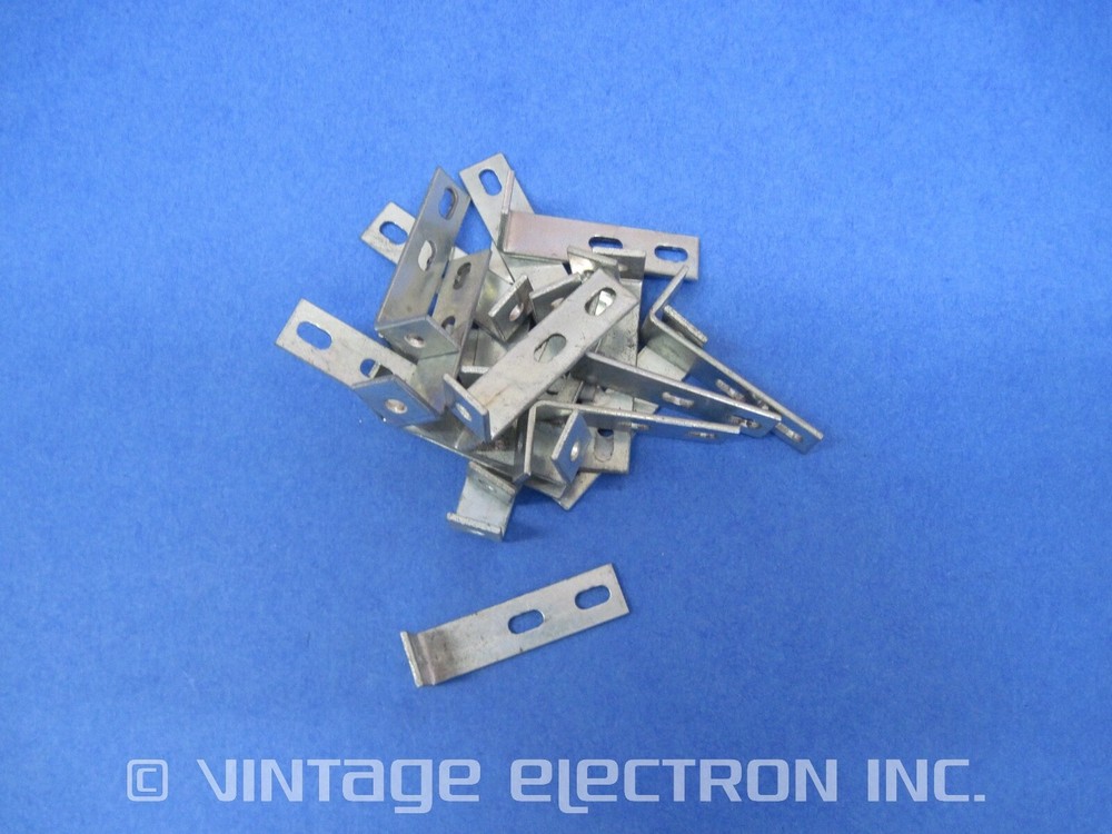 (20) Small L Brackets (PCB mounting, etc): 1-1/2″ L X 3/8″ W X 0.050″ Thk, Zinc