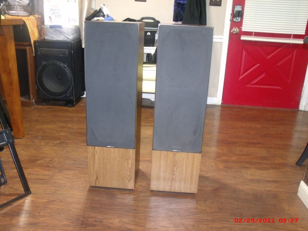 Pair Boston Acoustics T930 Tower 3 way Speakers-Recently refoamed-all original