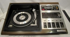 VINTAGE ZENITH ALLEGRO TURN TABLE EIGHT TRACK AM FM TUNER SOUND SYST (EZS003571)