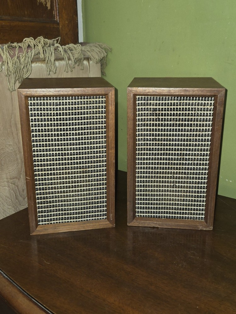 2 VTG ORIGINAL CALRAD VOLUMETRIC 2 WAY SPEAKER SYSTEM MADE IN JAPAN
