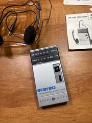 Vtg. GE Portable AM/FM Stereo Radio (7-1600) Headphones, Tested , With Box