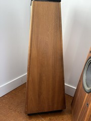 Epicure 3.0 Pyramid Speakers -3 Way – 10″ & 6″ Woofers Mid Century Modern Mcm