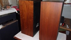 AR – 11 Speakers – Very Fine