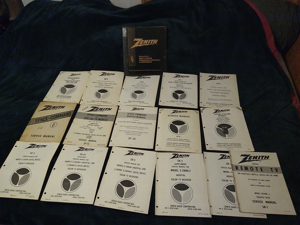 Vtg. Zenith Space Command TV Remote Control – Service Manuals & 3 Ring Binder
