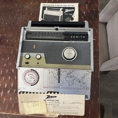 Zenith Trans-Oceanic Royal 1000