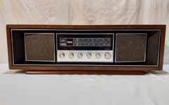 RCA Solid State AM FM Stereo Radio RLC75W Walnut