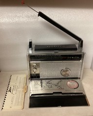 Vintage Zenith Royal 3000-1 Trans-Oceanic FM/AM Multiband Portable Radio-Working