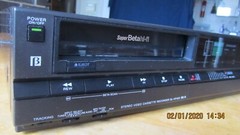 Sony SL-HF400 Super BetaMax VCR, beautiful works great! With manual and Remote