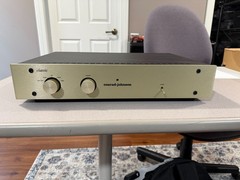 Conrad Johnson Tube Pre-Amplifier in good condition. Works.