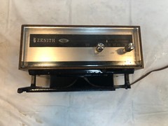 Vintage Zenith AM/FM Radio Circle of Sound Table Model C415W Mid Century