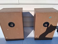 Vintage Kenwood KL-555D 100 W 3-Way 5 Speaker System w/Grills in Reflex Cabinets