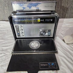 Zenith Trans-Oceanic Royal D7000Y 11 Band SW Radio Solid State Cord Tested Works